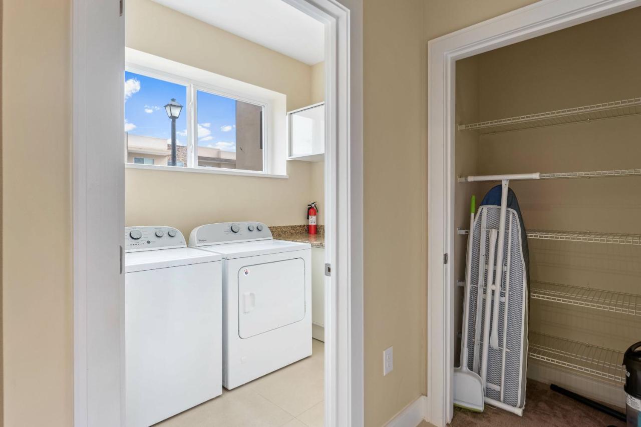 3212 Magic Village 8 Guests Lakefront 8 Min Disney Orlando Exterior foto